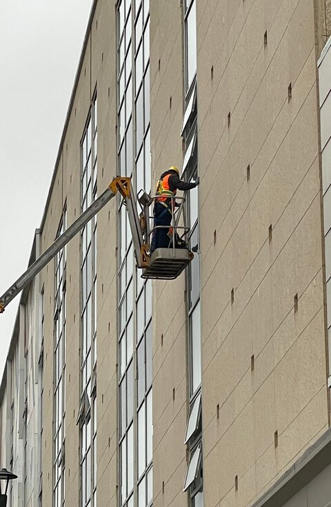 Commercial Building Glass Repair